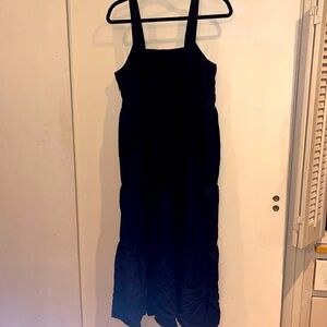 The Drop maternity maxi tiered dress, with pockets size large